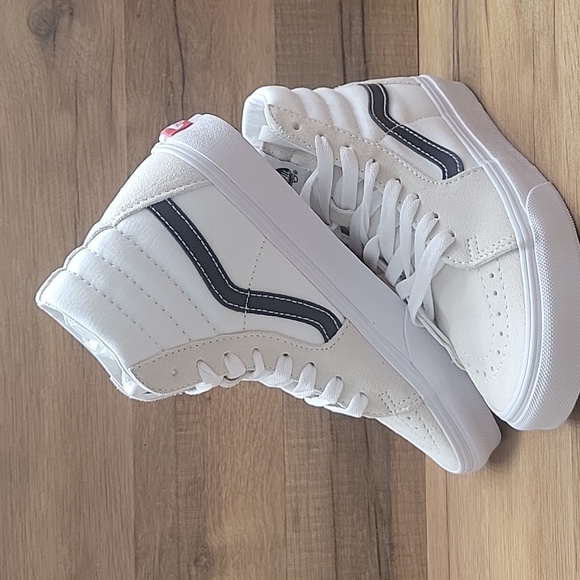 Van's SK8-Hi Brand new in the box no lid authentic uper textile and leather . - Picture 2 of 14